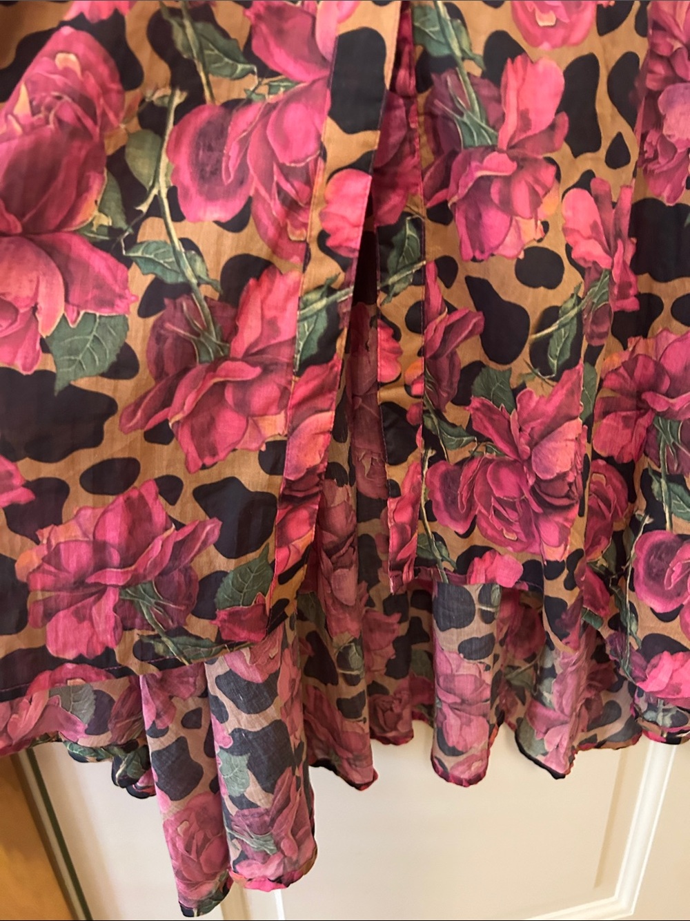 A Rare Bird Floral High-Low Button-Front Rose Leopard Duster in Pink - Picture 8 of 16